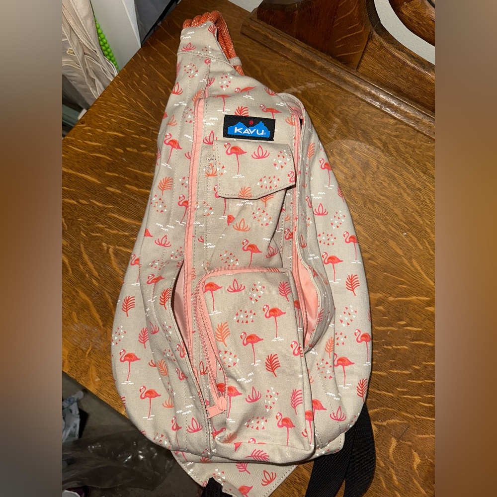 Women’s Kava large rope sling pack. Used one time and in excellent condition!
